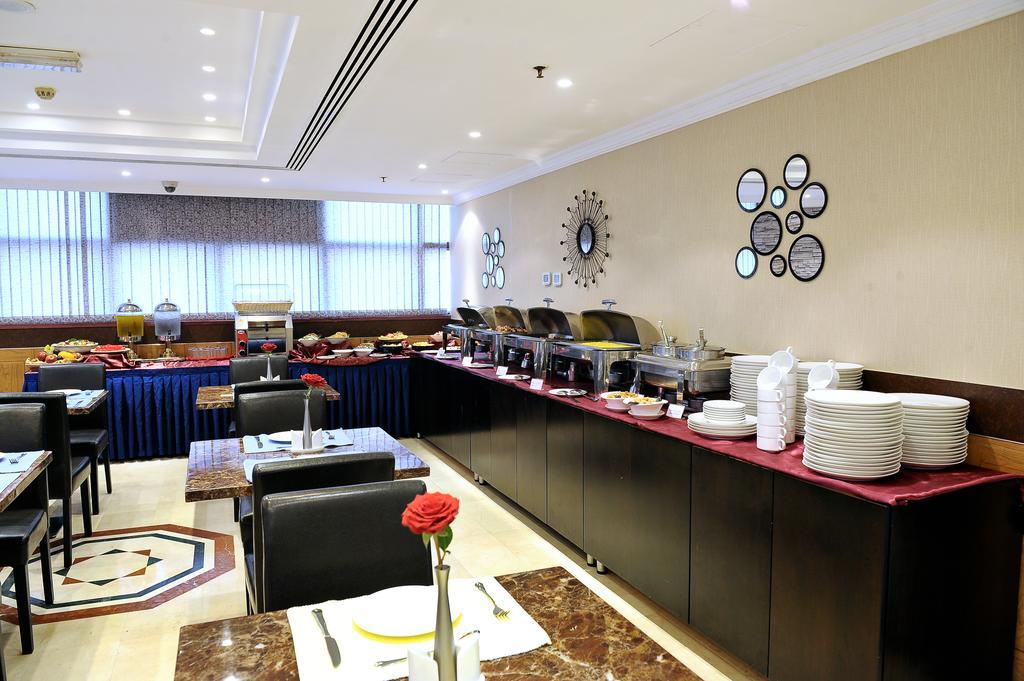 Signature Inn Al Riqqa Dubai Bagian luar foto
