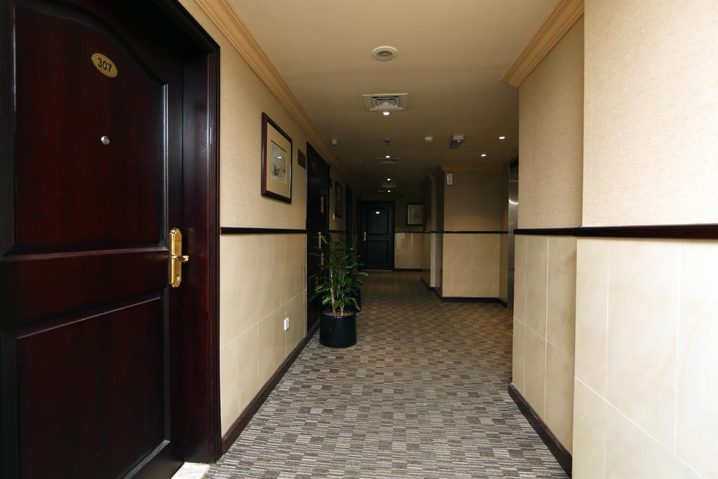 Signature Inn Al Riqqa Dubai Bagian luar foto