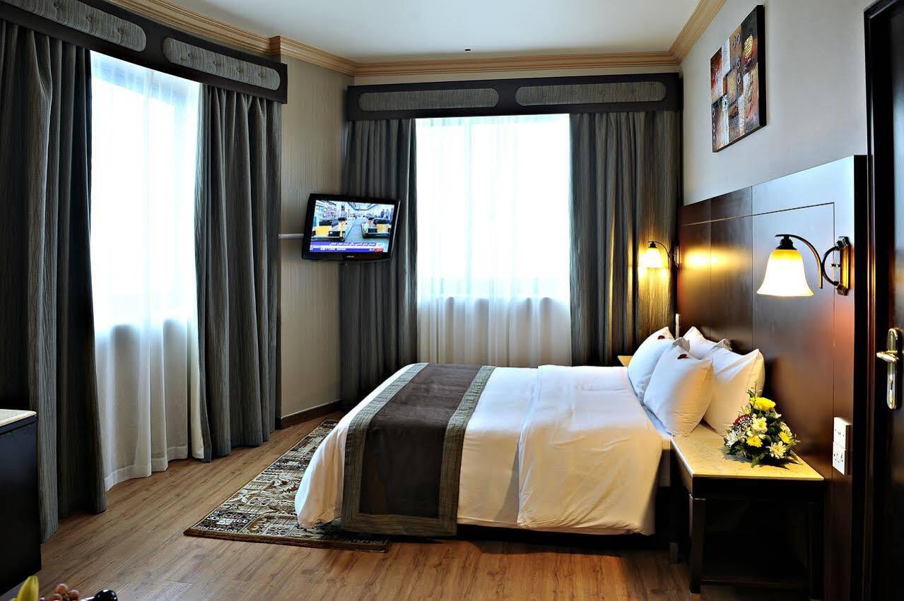 Signature Inn Al Riqqa Dubai Bagian luar foto