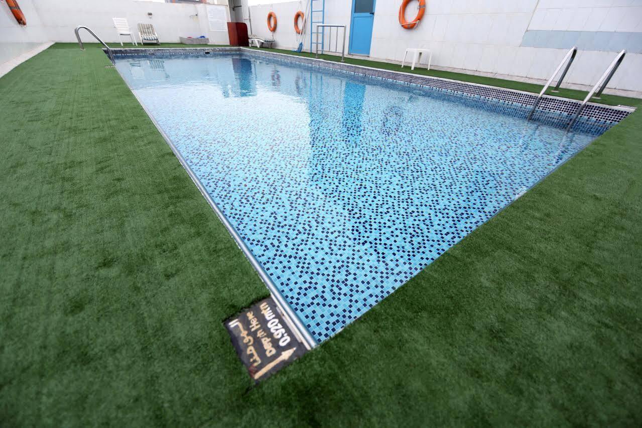 Signature Inn Al Riqqa Dubai Bagian luar foto