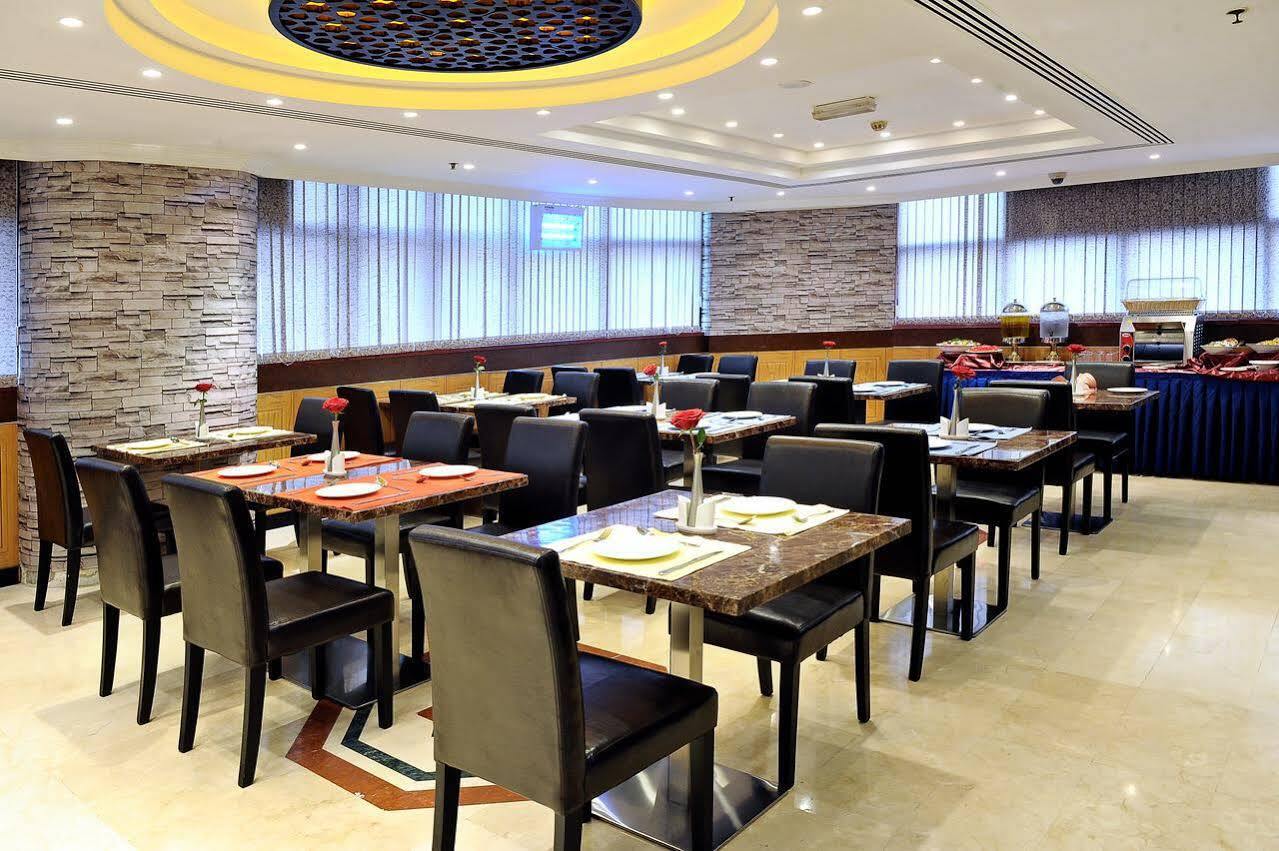 Signature Inn Al Riqqa Dubai Bagian luar foto